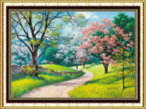 Дорожка по весеннему саду