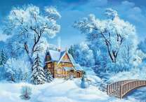 Деревянный сруб в зимнем лесу