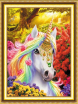 Белый единорог с золотым рогом в цветах