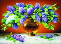 Ваза с букетом яркой сирени