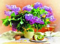 Вино, киви и букет сирени