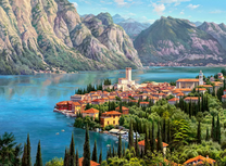 Курортный город в заливе среди гор