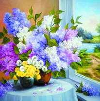 Букет сирени и одуванчиков у окна