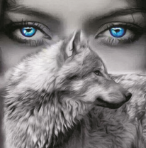 Голубые глаза девушки и волк