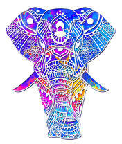 Слон с бивнями в красивых узорах