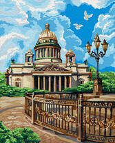 Исаакиевский собор на фоне голубого неба