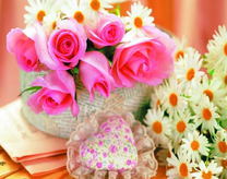 Нежные розы и ромашки