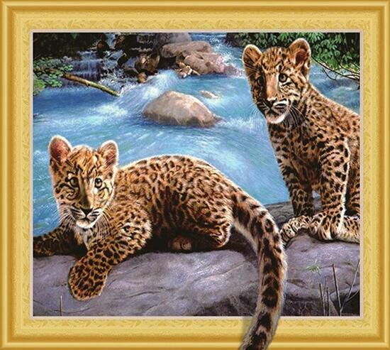 Алмазная мозаика 5D 40x50 Милые котята леопарда у бурной реки