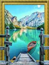 Лодка на лазурных водах горного озера