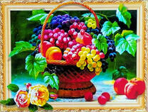 Корзина с фруктами и розы