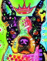 Яркий французский бульдог в короне