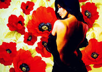 Девушка на фоне красных маков