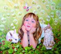 Девочка с животными на полянке с земляникой