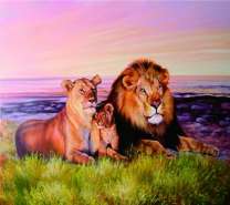 Семейство львов на летней траве