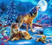 Волки в зимнем лесу