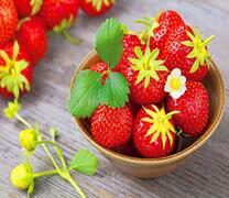 Сочная клубничка