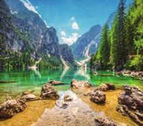 Браес - озеро в Доломитовых Альпах