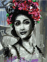 Портрет девушки с цветочным венком