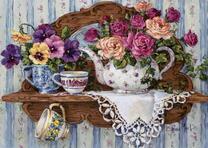 Цветочки в чайном наборе