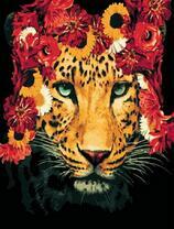 Цветочный венок у леопарда