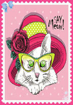 Белая кошечка в очках и шляпе