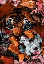 Маскировка тигра в осенних листьях