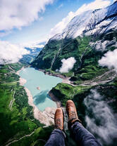 Вид на озеро с вершины горы