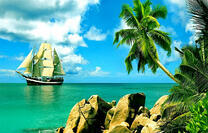 Старинный корабль у тропического острова