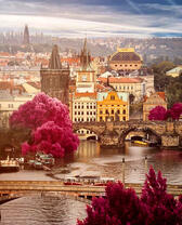 Вид с высоты на осеннюю Прагу