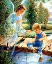 Мальчик на рыбалке и его хранитель