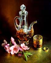 Графин с яблочной настойкой и обручальное кольцо