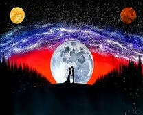 Поцелуй на фоне большой луны