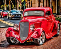 Красный ретро автомобиль