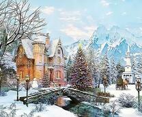 Замок у реки в зимних горах