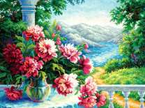 Цветы на фоне горной реки