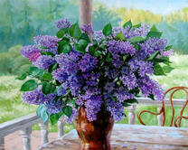 Букет сирени на веранде