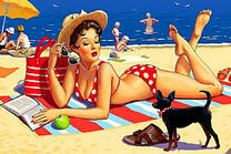 Девушка с собачкой на пляже