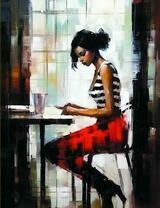 Девушка читает за столом