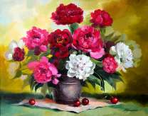 Букет разноцветных пионов и черешня