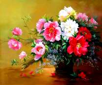 Букет пионов в настольной вазе