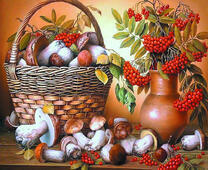 Корзина белых грибов и рябина