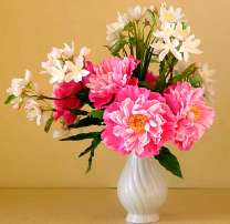 Пионы и альстромерии