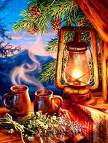 Травяной чай и фонарик под сосной