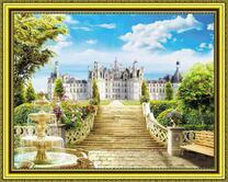 Красивая дорожка к дворцу