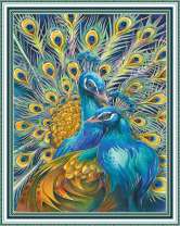 Пара ярких павлинов