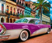 Стильный автомобиль на солнечной Кубе