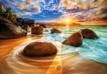 Камни на песчанном берегу