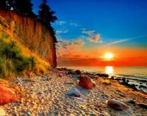 Рассвет у сказочного пляжа