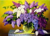 Сирень в букете на столе