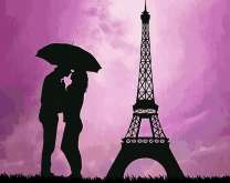 Поцелуй под зонтом в ночном Париже